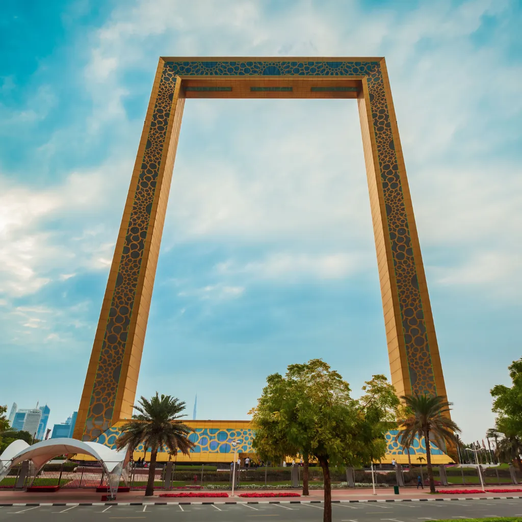 Home 15 Dubai Frame & Zabeel Park